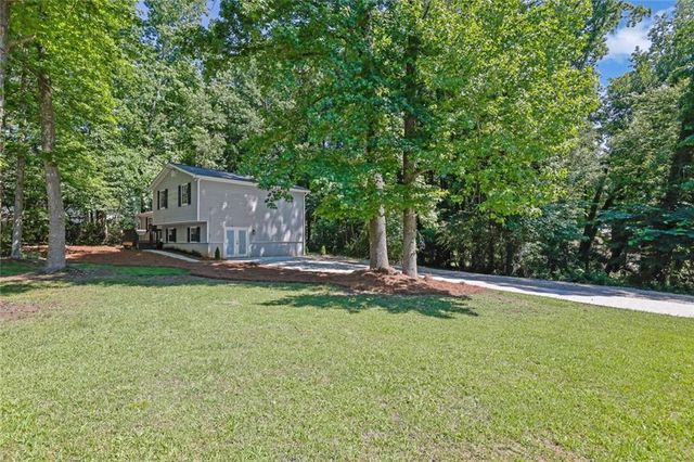 1909 Suwanee Valley Road, Lawrenceville, GA 30043