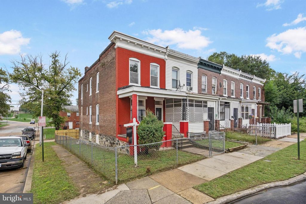 945 N ASHBURTON ST, Baltimore, MD 21216