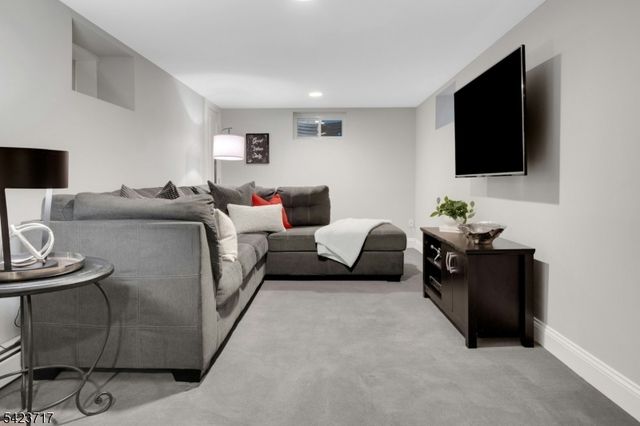 230 Summit Ave, Summit City, NJ 07901