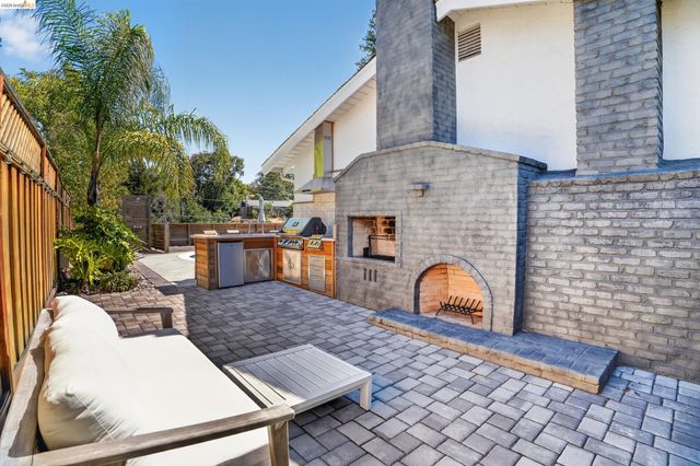 2936 Madeira Way, Pleasant Hill, CA 94523