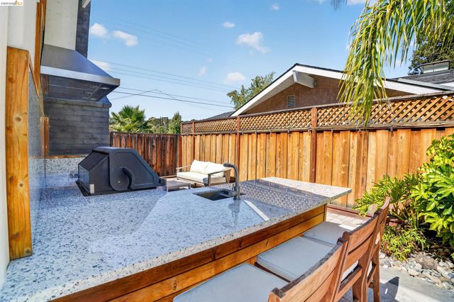 2936 Madeira Way, Pleasant Hill, CA 94523