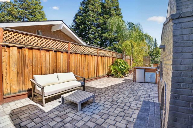 2936 Madeira Way, Pleasant Hill, CA 94523