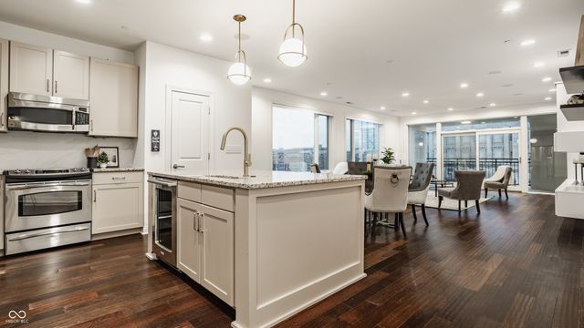 333 Massachusetts Avenue UNIT 305, Indianapolis, IN 46204