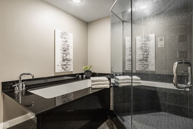 333 Massachusetts Avenue UNIT 305, Indianapolis, IN 46204