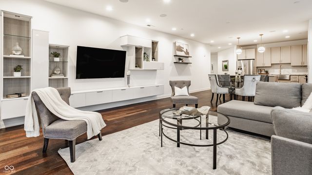 333 Massachusetts Avenue UNIT 305, Indianapolis, IN 46204