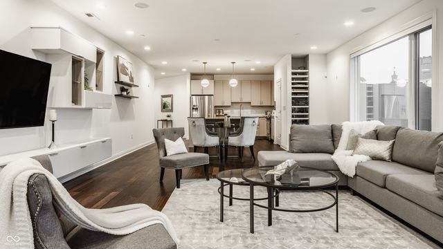 333 Massachusetts Avenue UNIT 305, Indianapolis, IN 46204