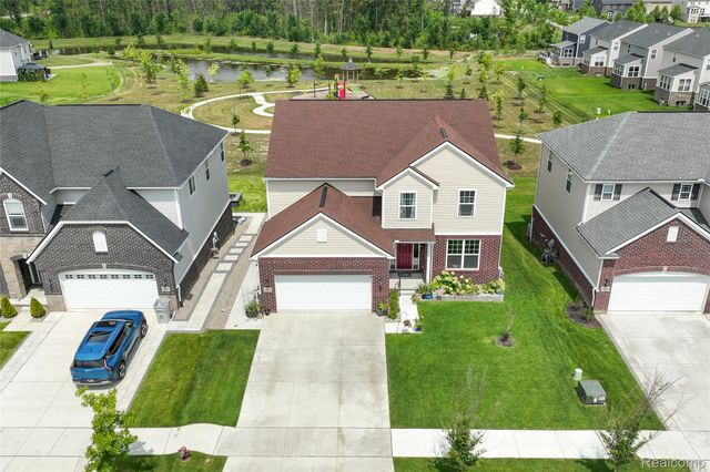 58714 Sella Drive, Lyon Charter Township, MI 48178