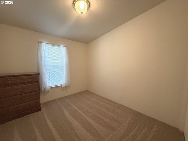 213 RIVER RIDGE Ave, Roseburg, OR 97471