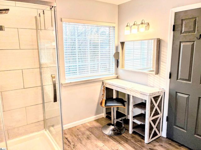 226 N Orchard Farms Avenue, Simpsonville, SC 29681