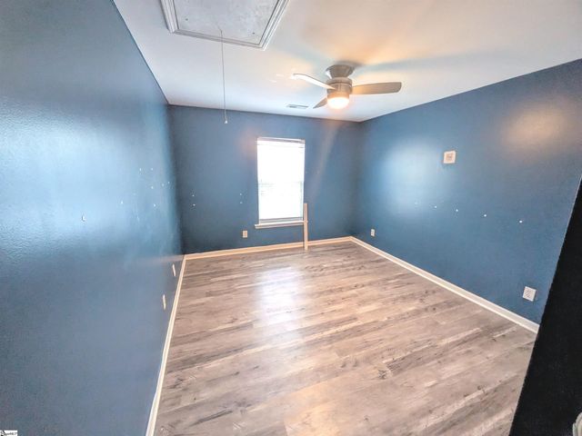 226 N Orchard Farms Avenue, Simpsonville, SC 29681
