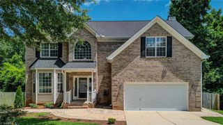 33 Holly Springs Lane, Greensboro, NC 27455