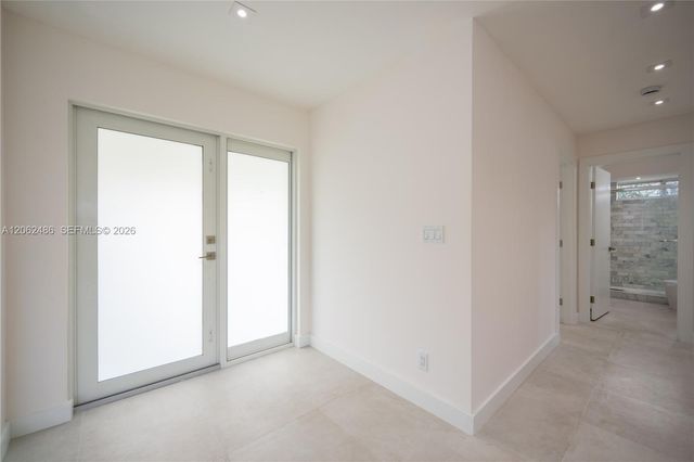 6640 SW 7 ST., Pembroke Pines, FL 33023