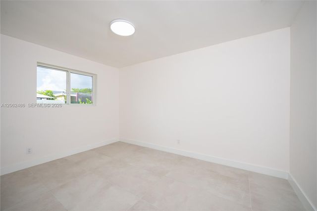 6640 SW 7 ST., Pembroke Pines, FL 33023