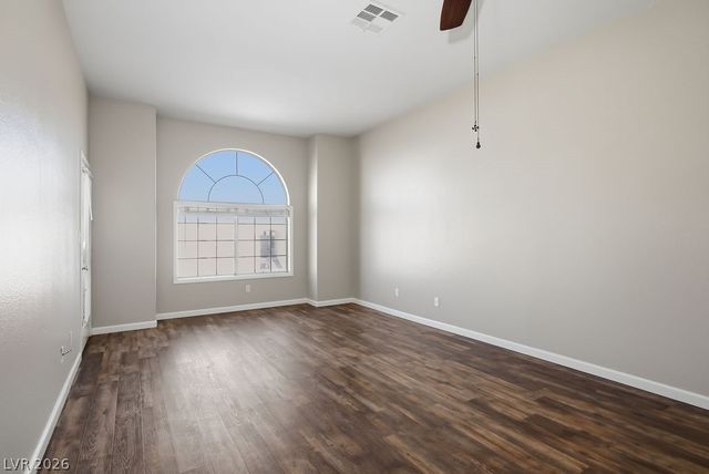 3125 North Buffalo Drive 2076, Las Vegas, NV 89128