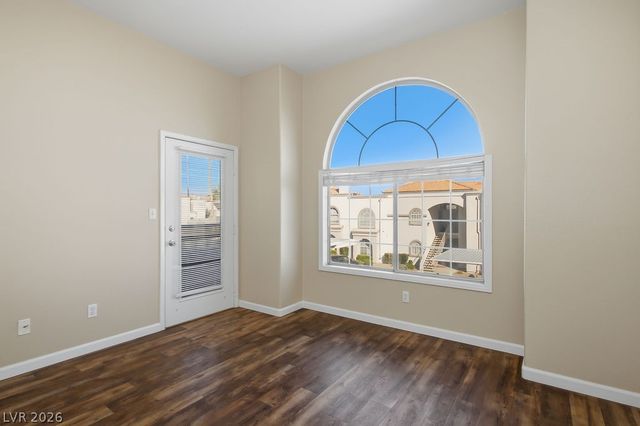 3125 North Buffalo Drive 2076, Las Vegas, NV 89128