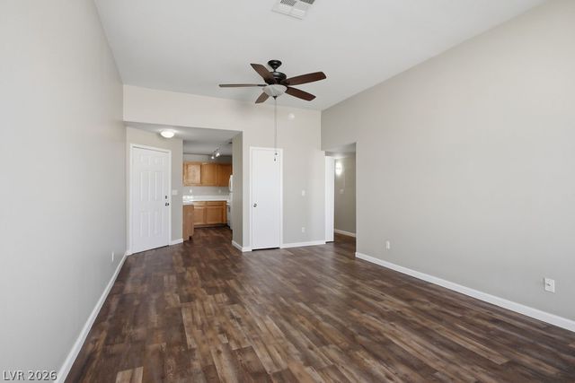 3125 North Buffalo Drive 2076, Las Vegas, NV 89128