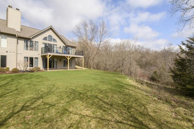 426 Oak Tree COURT, Hartland, WI 53029