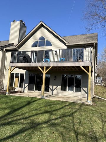 426 Oak Tree COURT, Hartland, WI 53029