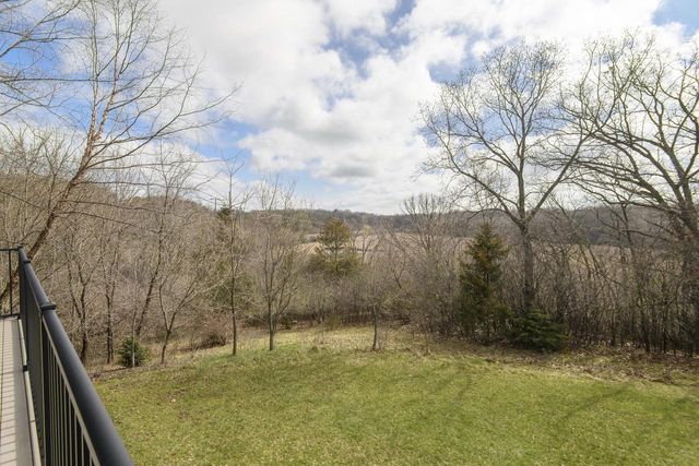 426 Oak Tree COURT, Hartland, WI 53029