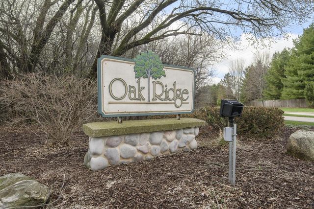426 Oak Tree COURT, Hartland, WI 53029