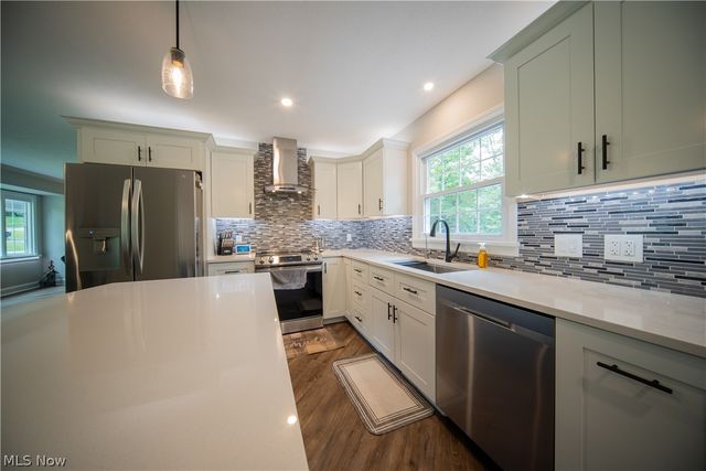 4564 Larkspur Lane, Bath, OH 44333
