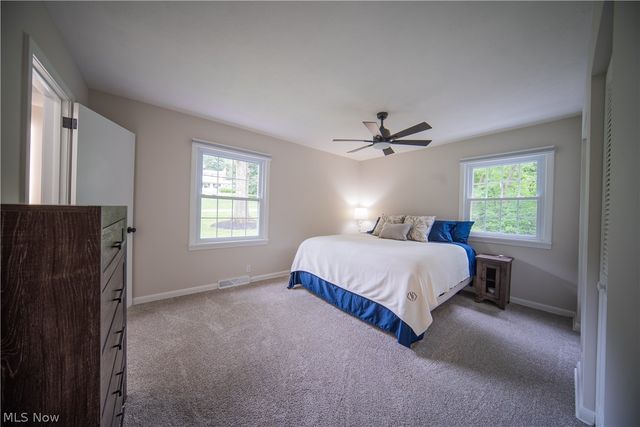 4564 Larkspur Lane, Bath, OH 44333