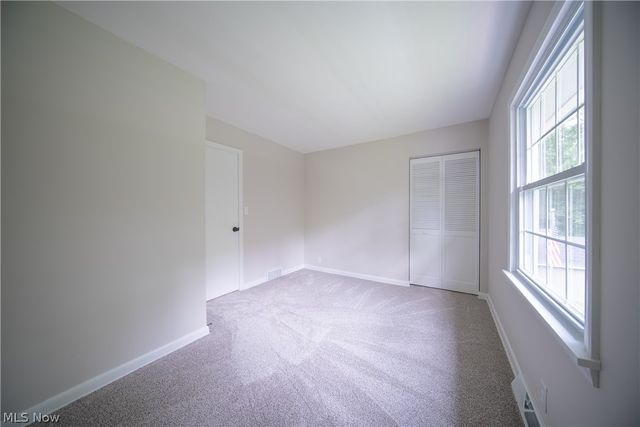 4564 Larkspur Lane, Bath, OH 44333