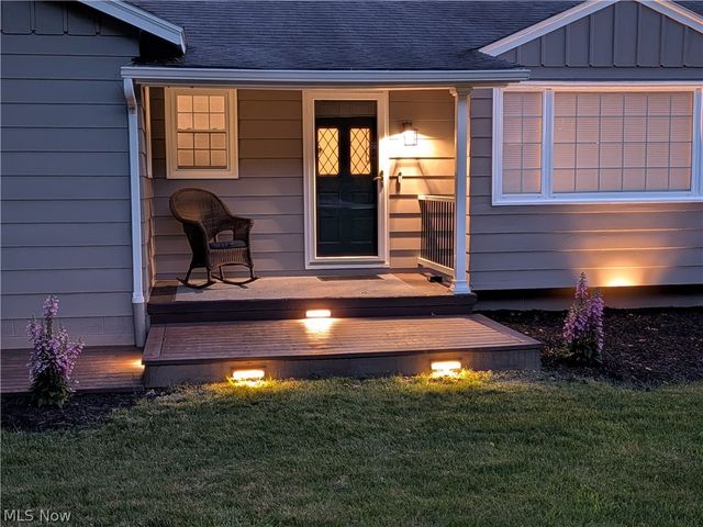 4564 Larkspur Lane, Bath, OH 44333