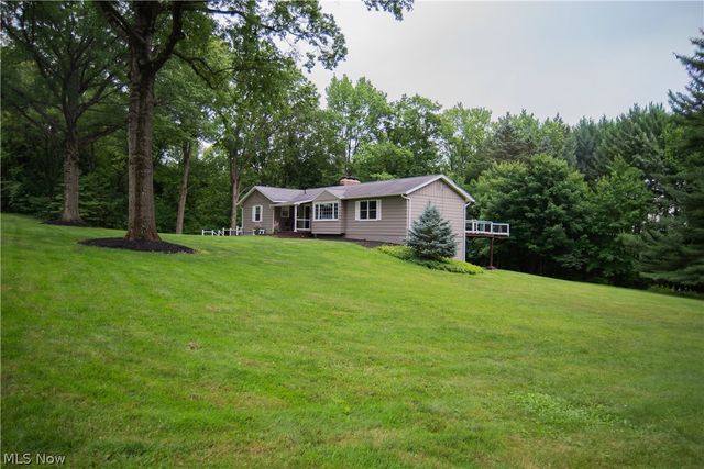 4564 Larkspur Lane, Bath, OH 44333