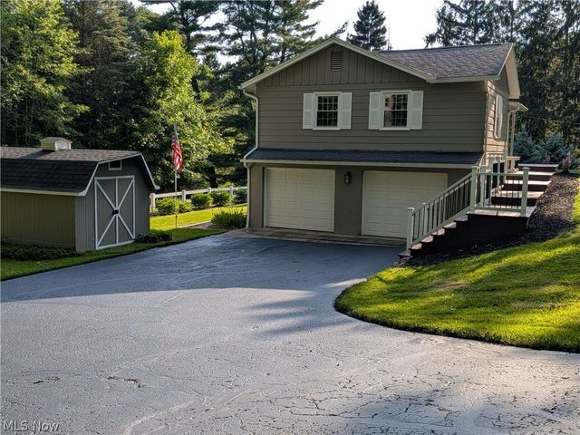 4564 Larkspur Lane, Bath, OH 44333