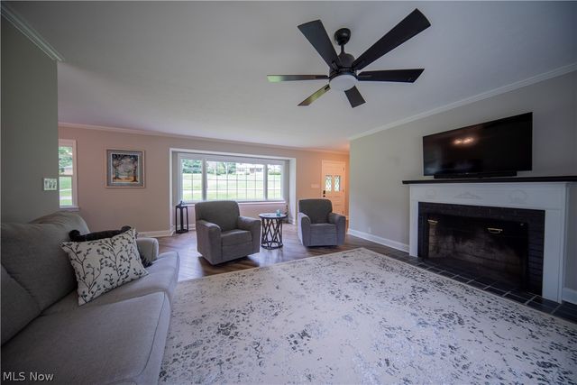 4564 Larkspur Lane, Bath, OH 44333