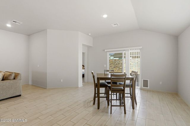 4909 Luray Lane, Las Cruces, NM 88012