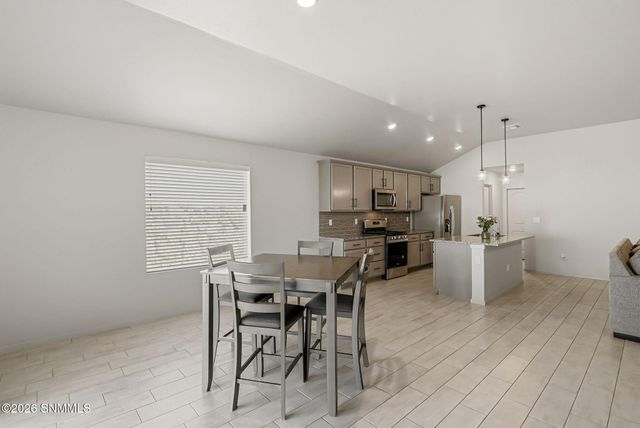 4909 Luray Lane, Las Cruces, NM 88012