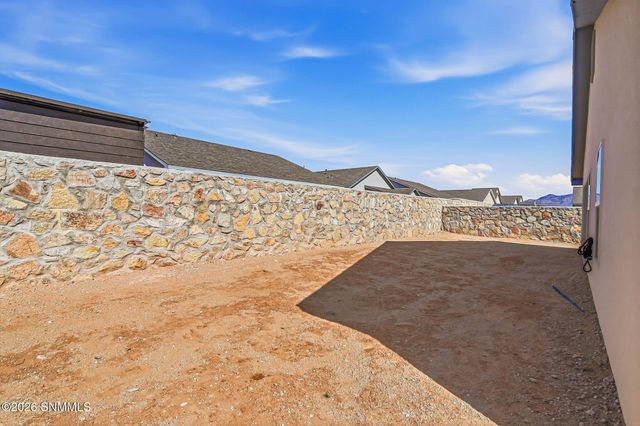 4909 Luray Lane, Las Cruces, NM 88012