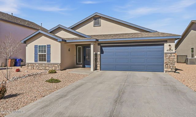 4909 Luray Lane, Las Cruces, NM 88012