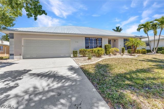 2718 Saint Thomas DR, Punta Gorda, FL 33950