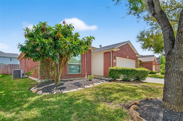 2603 Golden Creek Lane, Pearland, TX 77584