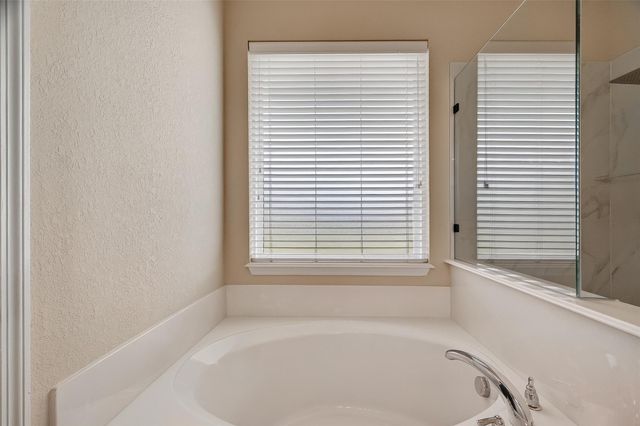 2603 Golden Creek Lane, Pearland, TX 77584