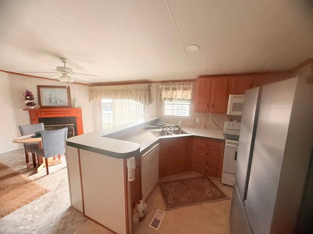 5 Buccaneer St., Murrells Inlet, SC 29576