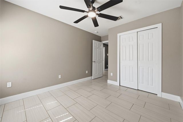 12800 Sky Harbor DR, Del Valle, TX 78617