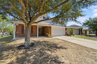 12800 Sky Harbor DR, Del Valle, TX 78617
