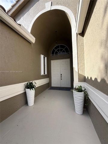 6534 NW 80th Dr, Parkland, FL 33067