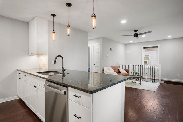 2252 Coolidge Street, Madison, WI 53704
