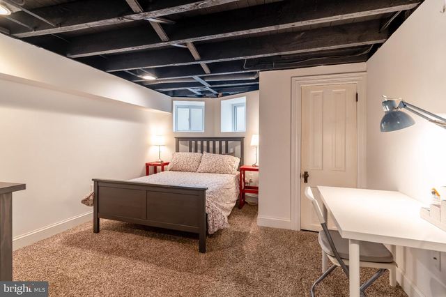 849 W 35TH, Baltimore, MD 21211