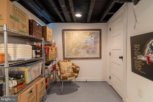 849 W 35TH, Baltimore, MD 21211