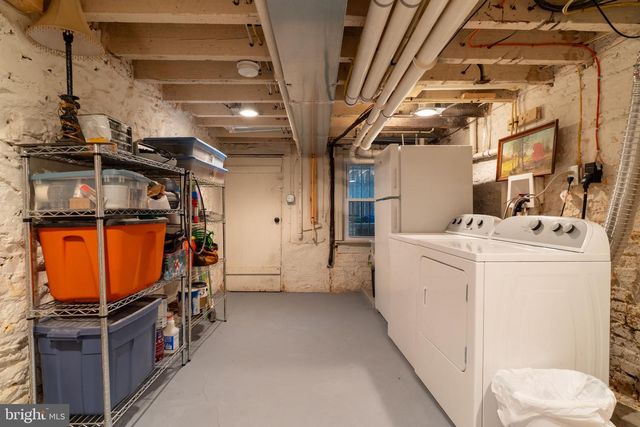 849 W 35TH, Baltimore, MD 21211