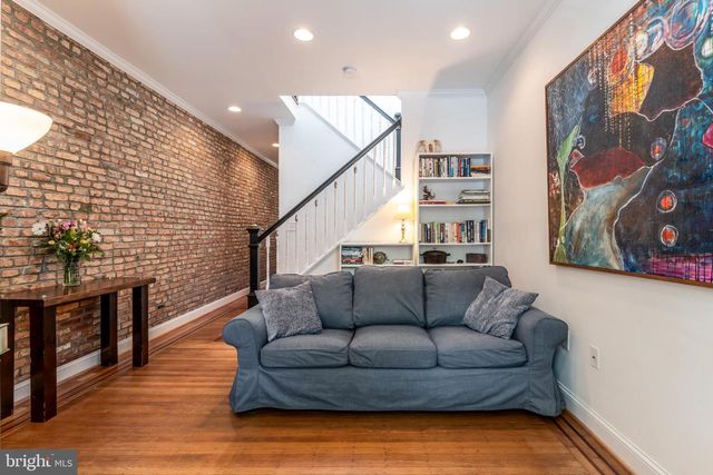 849 W 35TH, Baltimore, MD 21211