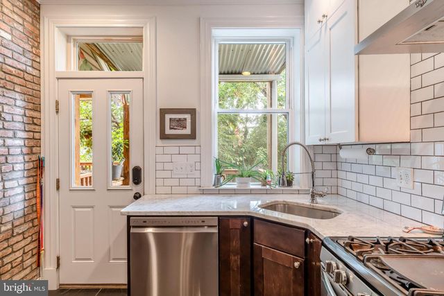 849 W 35TH, Baltimore, MD 21211