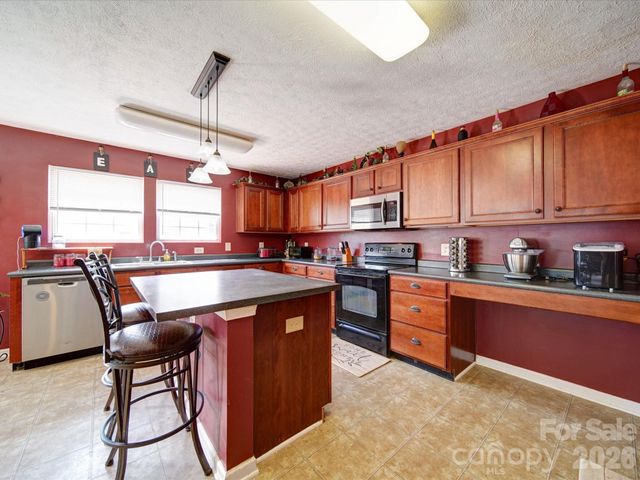 3841 Shasta Circle, Clover, SC 29710