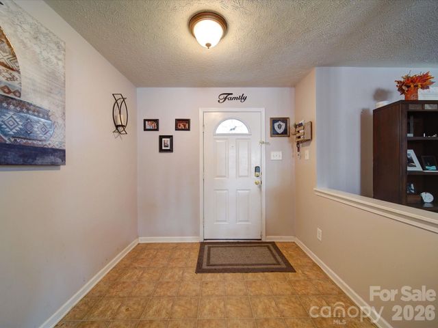 3841 Shasta Circle, Clover, SC 29710